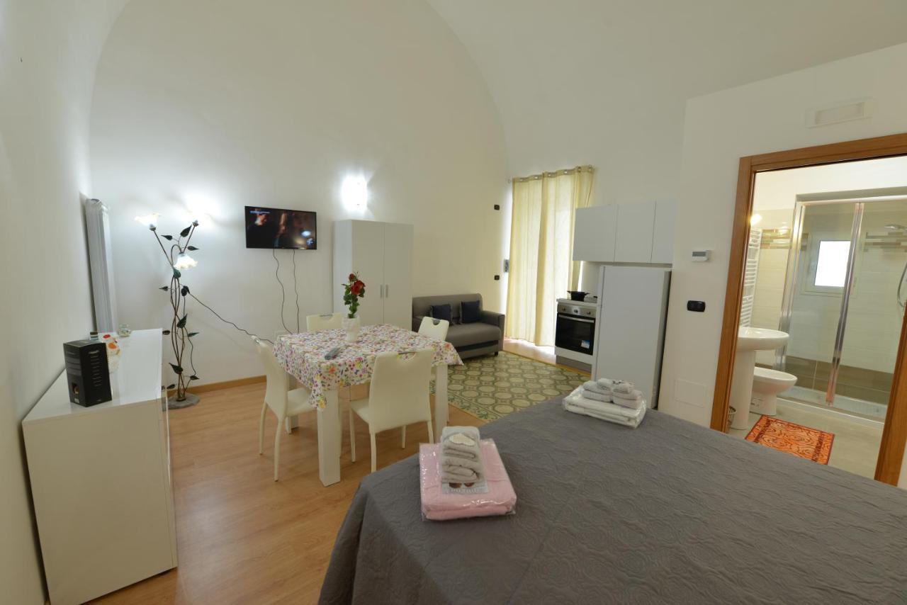 L'Antico Palazzo Bed and Breakfast Canosa di Puglia Exteriör bild
