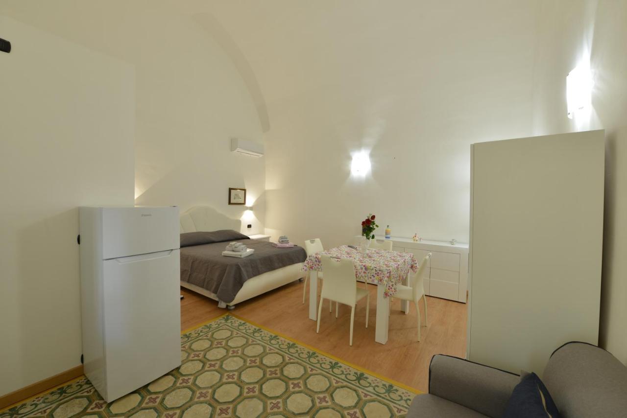 L'Antico Palazzo Bed and Breakfast Canosa di Puglia Exteriör bild