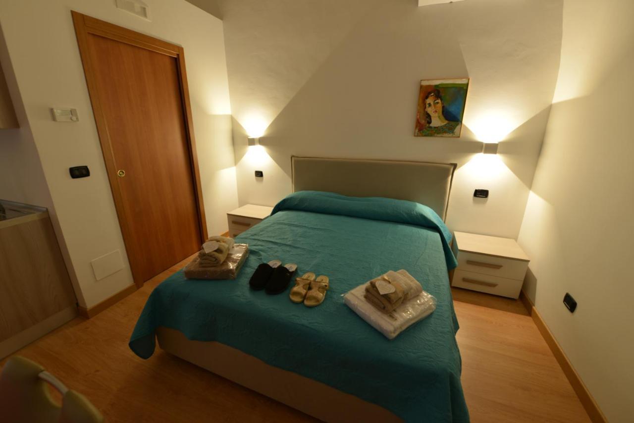 L'Antico Palazzo Bed and Breakfast Canosa di Puglia Exteriör bild