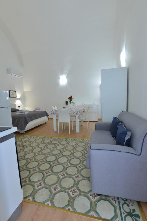 L'Antico Palazzo Bed and Breakfast Canosa di Puglia Exteriör bild
