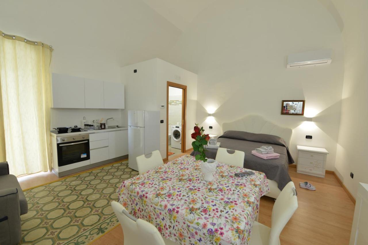 L'Antico Palazzo Bed and Breakfast Canosa di Puglia Exteriör bild